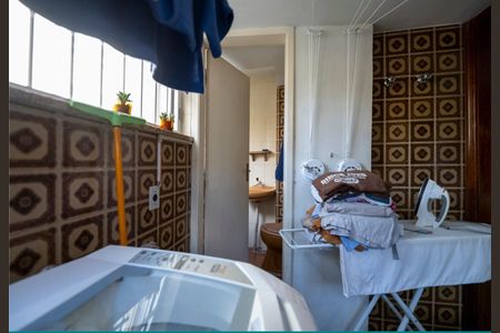Apartamento à venda com 244m², 3 quartos e 2 vagas Apartamento à venda com 244m², 3 quartos e 2 vagasÁrea de Serviço