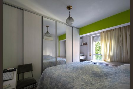 Quarto de apartamento à venda com 4 quartos, 244m² em Floresta, Porto Alegre
