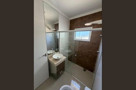 Casa à venda com 160m², 3 quartos e 2 vagas
