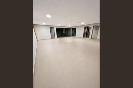 Casa à venda com 640m², 5 quartos e 6 vagas