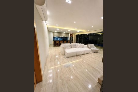 Casa à venda com 5 quartos, 640m² em Centro Comercial Jubran, Barueri