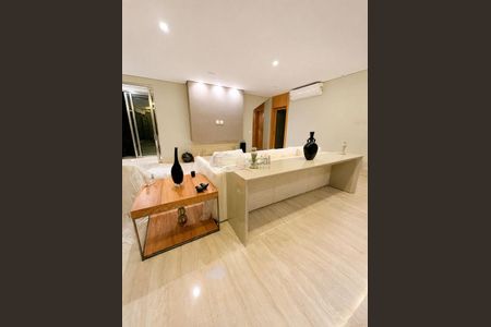 Casa à venda com 640m², 5 quartos e 6 vagas