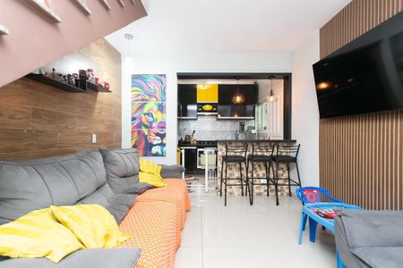 Sala de casa de condomínio à venda com 2 quartos, 72m² em Vila Brasil, São Paulo
