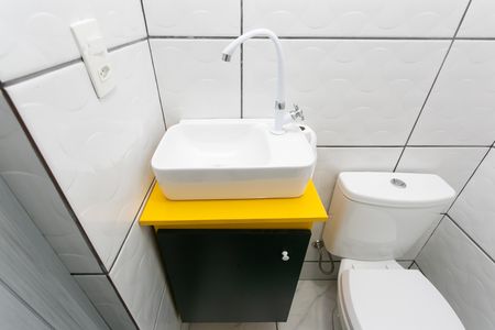 Casa de condomínio à venda com 72m², 2 quartos e 1 vaga Casa de condomínio à venda com 72m², 2 quartos e 1 vagaBanheiro 2