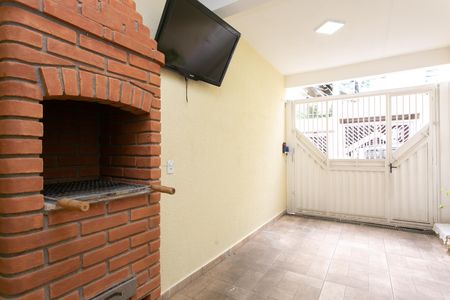 Casa de condomínio à venda com 72m², 2 quartos e 1 vaga Casa de condomínio à venda com 72m², 2 quartos e 1 vagaGaragem / Churrasqueira