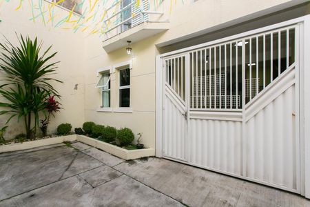 Casa de condomínio à venda com 72m², 2 quartos e 1 vaga Casa de condomínio à venda com 72m², 2 quartos e 1 vagaÁrea Externa - Entrada