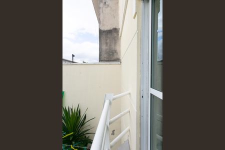 Casa de condomínio à venda com 72m², 2 quartos e 1 vaga Casa de condomínio à venda com 72m², 2 quartos e 1 vagaVaranda do Quarto 1
