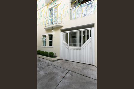 Casa de condomínio à venda com 72m², 2 quartos e 1 vaga Casa de condomínio à venda com 72m², 2 quartos e 1 vagaÁrea Externa - Entrada