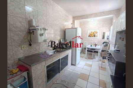 Casa à venda com 130m², 2 quartos e sem vaga