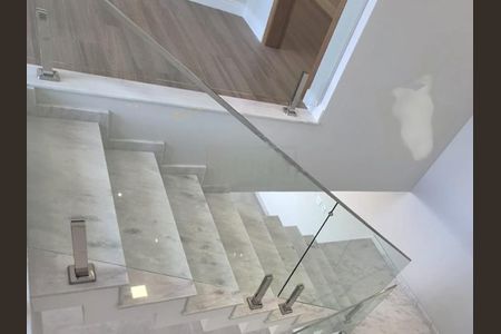Casa à venda com 264m², 4 quartos e 4 vagas