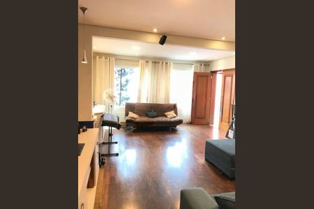 Casa à venda com 3 quartos, 160m² em Planalto Paulista, São Paulo
