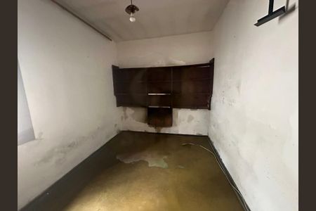 Casa à venda com 3 quartos, 243m² em Jardim Campo Grande, São Paulo