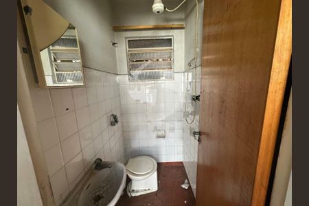 Casa à venda com 243m², 3 quartos e sem vaga