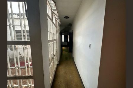 Casa à venda com 243m², 3 quartos e sem vaga