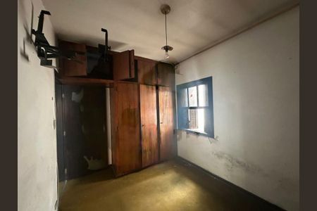 Casa à venda com 3 quartos, 243m² em Jardim Campo Grande, São Paulo