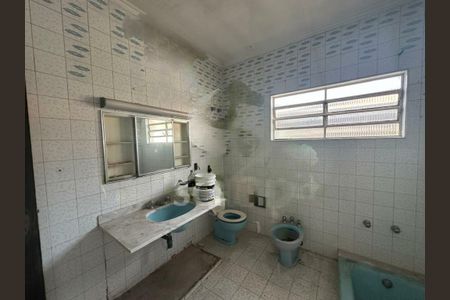 Casa à venda com 243m², 3 quartos e sem vaga