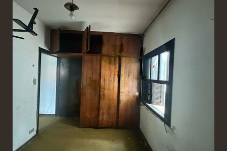 Casa à venda com 243m², 3 quartos e sem vaga