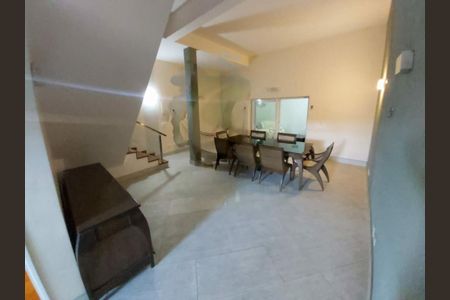 Casa à venda com 5 quartos, 450m² em Vila Santa Maria, São Paulo
