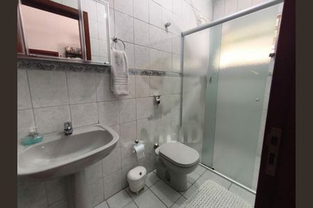 Casa à venda com 202m², 3 quartos e 6 vagas