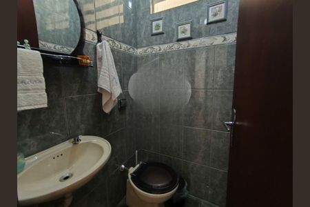 Casa à venda com 202m², 3 quartos e 6 vagas