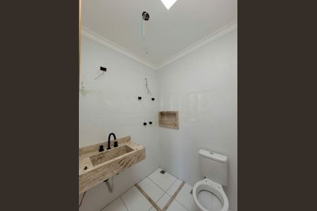 Casa à venda com 130m², 3 quartos e 2 vagas