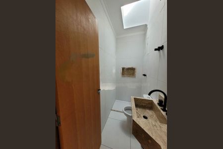 Casa à venda com 130m², 3 quartos e 2 vagas