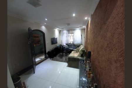 Casa à venda com 116m², 3 quartos e 2 vagas