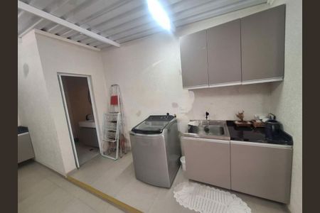 Casa à venda com 2 quartos, 124m² em Chácara Santo Antônio (Zona Sul), São Paulo