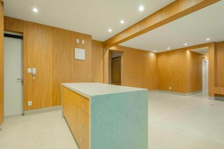 Apartamento à venda com 95m², 2 quartos e 1 vaga