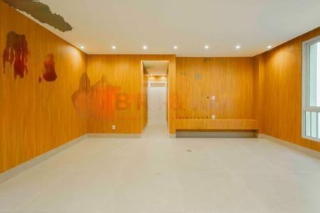 Apartamento à venda com 95m², 2 quartos e 1 vaga