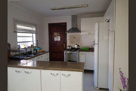 Casa à venda com 2 quartos, 150m² em Vila Guarani (Zona Sul), São Paulo