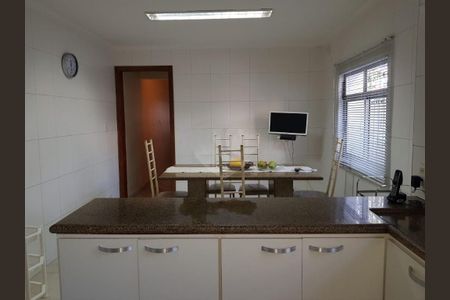 Casa à venda com 2 quartos, 150m² em Vila Guarani (Zona Sul), São Paulo