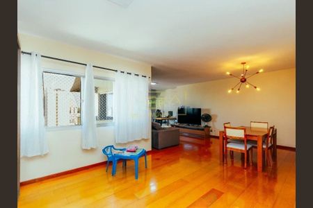 Apartamento para alugar com 207m², 3 quartos e 2 vagas