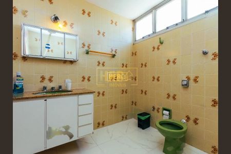 Apartamento para alugar com 207m², 3 quartos e 2 vagas