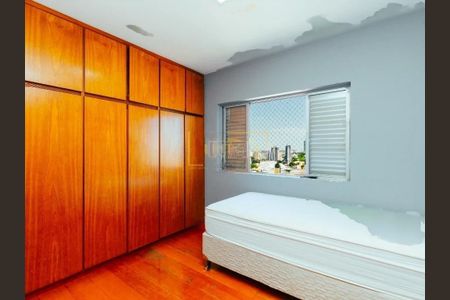 Apartamento para alugar com 207m², 3 quartos e 2 vagas