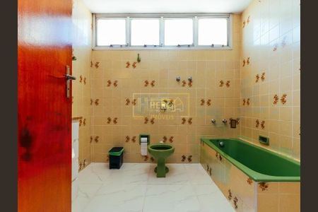 Apartamento para alugar com 207m², 3 quartos e 2 vagas
