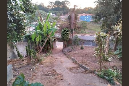 Casa à venda com 2 quartos, 121m² em Ivoturucaia, Jundiaí