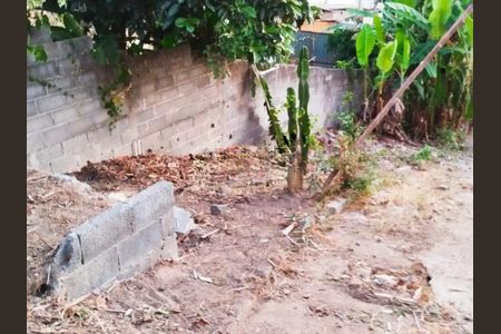 Casa à venda com 2 quartos, 121m² em Ivoturucaia, Jundiaí