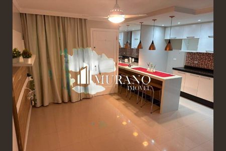 Casa de condomínio à venda com 62m², 2 quartos e 2 vagas