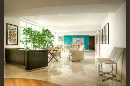 Apartamento à venda com 2 quartos, 300m² em Indianópolis, São Paulo