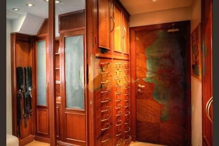 Apartamento à venda com 2 quartos, 300m² em Indianópolis, São Paulo