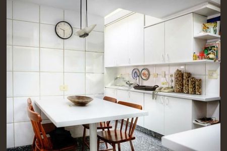 Apartamento à venda com 2 quartos, 300m² em Indianópolis, São Paulo