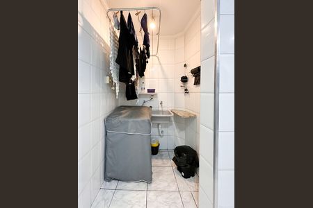 Apartamento à venda com 99m², 2 quartos e 1 vaga Apartamento à venda com 99m², 2 quartos e 1 vagaÁrea de Serviço