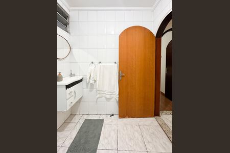 Apartamento à venda com 99m², 2 quartos e 1 vaga Apartamento à venda com 99m², 2 quartos e 1 vagaBanheiro Social
