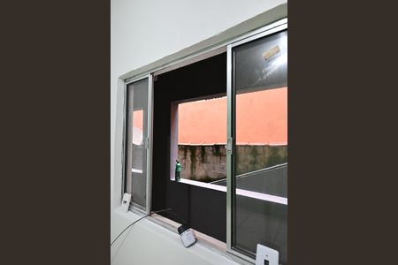 Vista de casa para alugar com 1 quarto, 50m² em Parque das Cigarreiras, Taboão da Serra