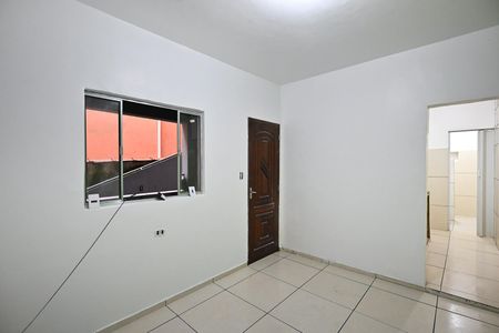 Sala de casa para alugar com 1 quarto, 50m² em Parque das Cigarreiras, Taboão da Serra