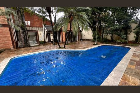 Casa de condomínio para alugar com 458m², 4 quartos e 5 vagas