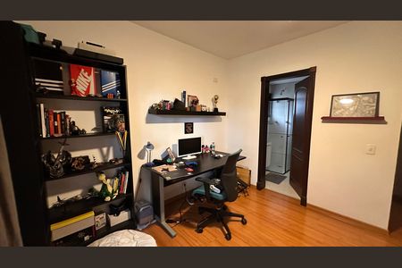 Casa de condomínio para alugar com 458m², 4 quartos e 5 vagas