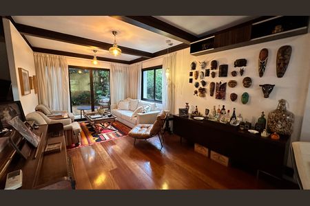Casa de condomínio para alugar com 458m², 4 quartos e 5 vagas