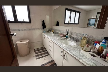 Casa de condomínio para alugar com 458m², 4 quartos e 5 vagas